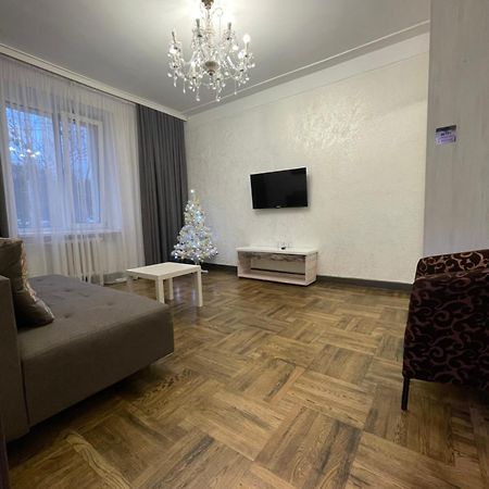 Apartment On Soborna 101 Vinița Exterior foto